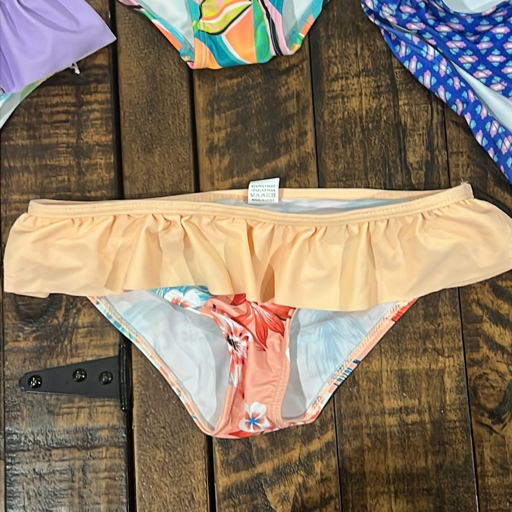 Colorful Bikini bundle medium 8 - Picture 7 of 11